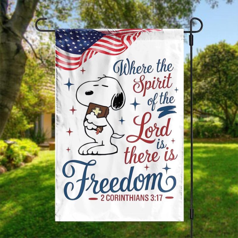 11-1.jpeg Snoopy America Freedom Garden Flag