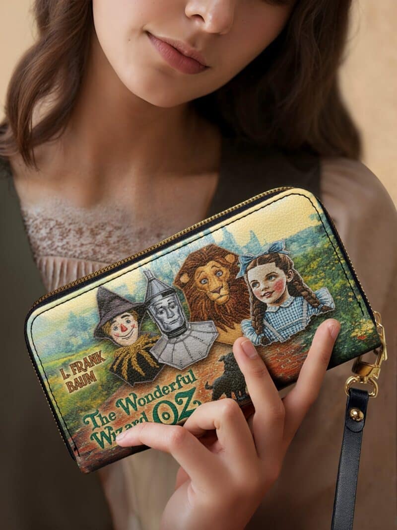 the-wonderful-wizard-of-oz-1_6cb60c43-a680-4902-91d6-58b67aae5cf2.jpg Emerald City Dream Wallet